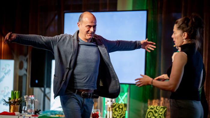 Debreczeny Csaba látható a képen.